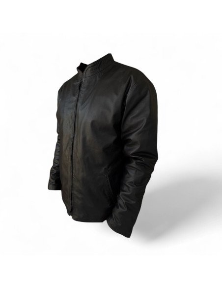 Chamarra modelo Guess Piel de Borrego color Negro