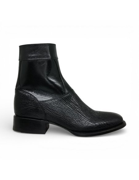 Botin de Caballero Estilo Mateo Horma Bulldog Tiburón Negro